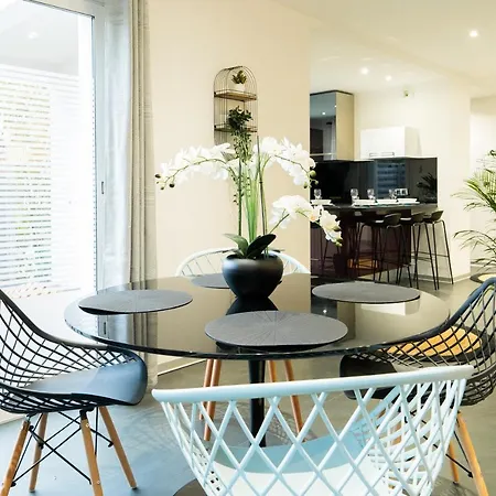 La G - De Standing *